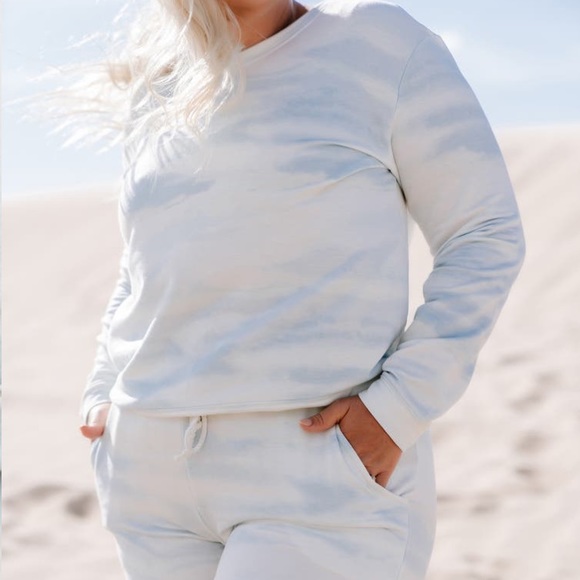 Rachel Parcell Tops - Rachel Parcell Lounge Set Fleece Joggers Crewneck Sweatshirt Blue Cloud